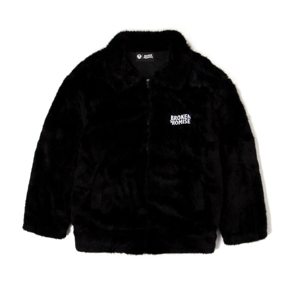 Broken Promises Faux Fur coat - Picture 1 of 7